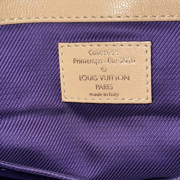 Louis Vuitton Limited Edition Creme Monogram Underground Messenger Bag - Picture 14 of 16